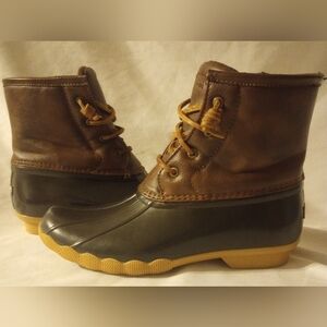 Preloved Girls Size 6m Sperry Saltwater Boots